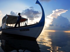 traveling in maldives