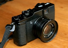 Fujifilm X10
