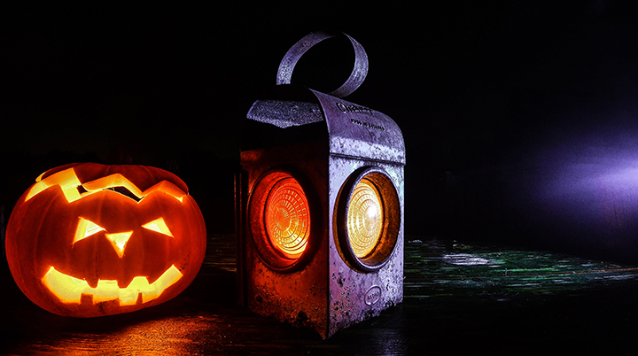 Halloween-lights-lantern-pumpkin
